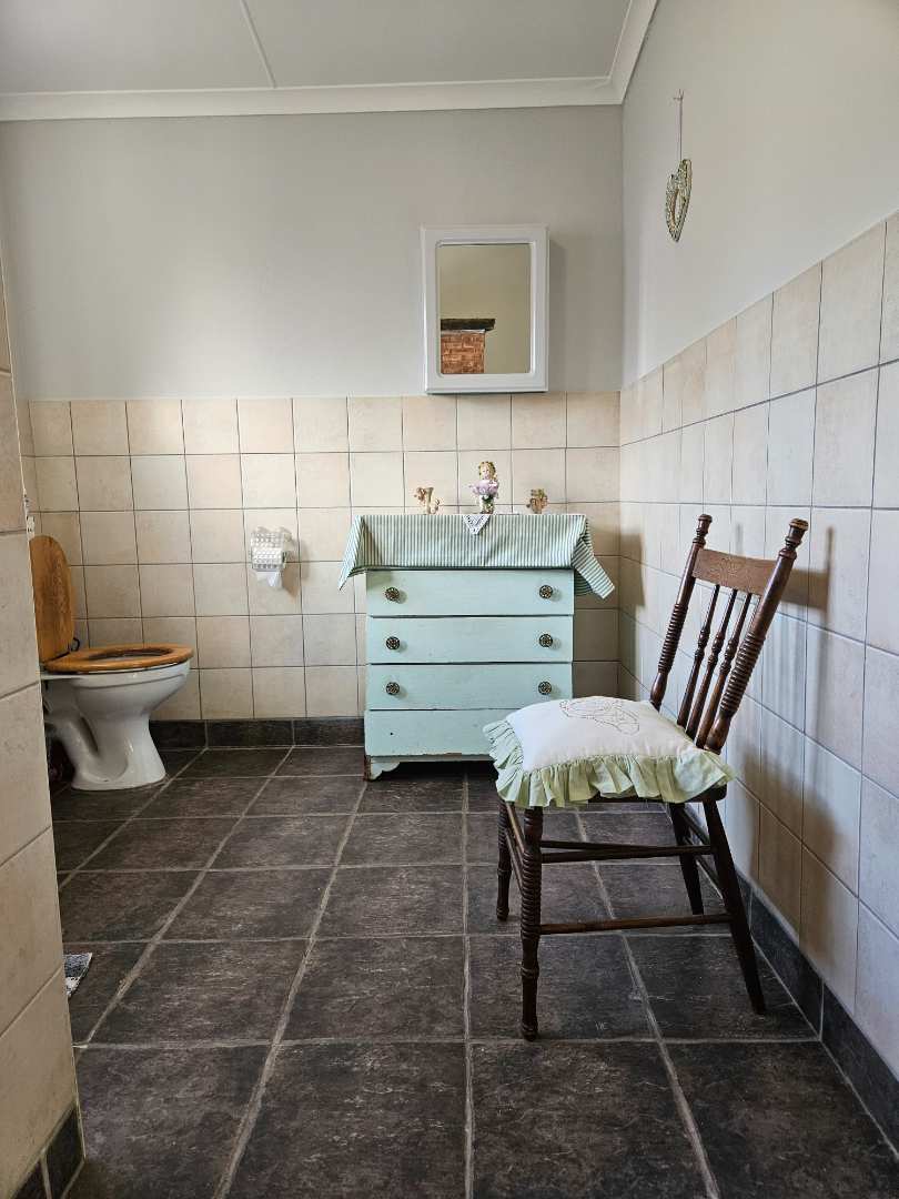 5 Bedroom Property for Sale in Fairbridge Heights Eastern Cape